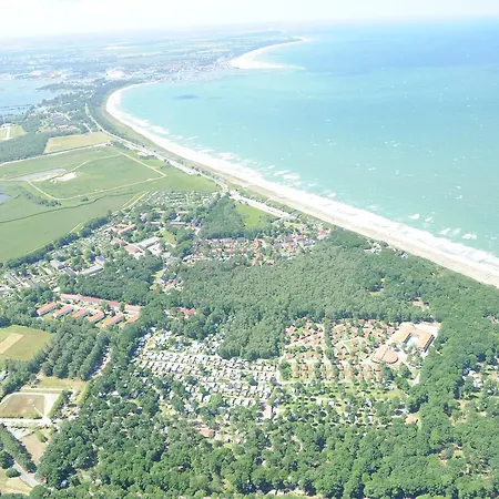 Semesteranläggning (resort) Ferienpark Markgrafenheide 3*